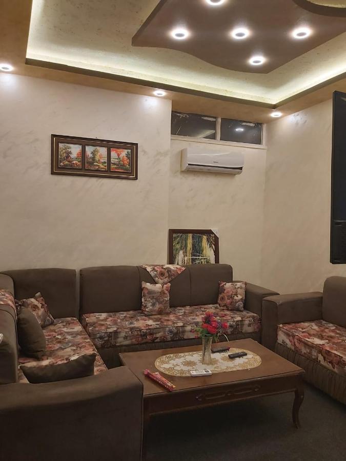 Jarajreh Apartments/ Hotel Karak Exterior foto